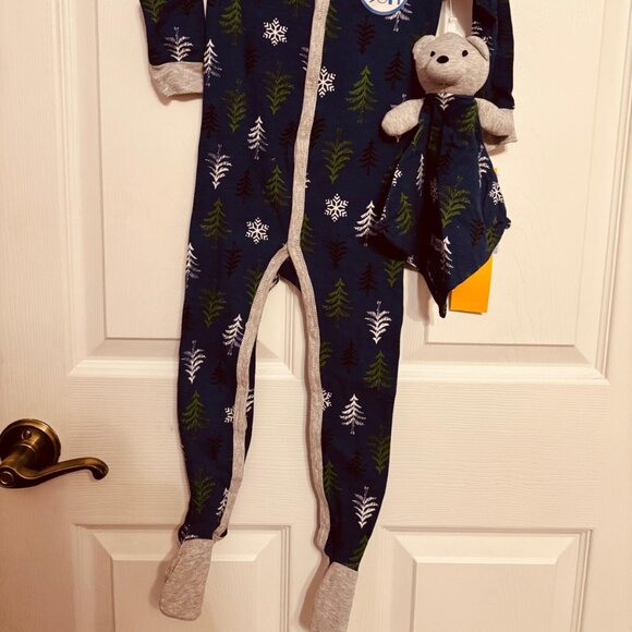 Max & Olivia Mini Baby Footed Sleeper Pajamas Trees Snowflakes Navy 12M - Picture 2 of 9